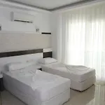 Hotel Maki 2*