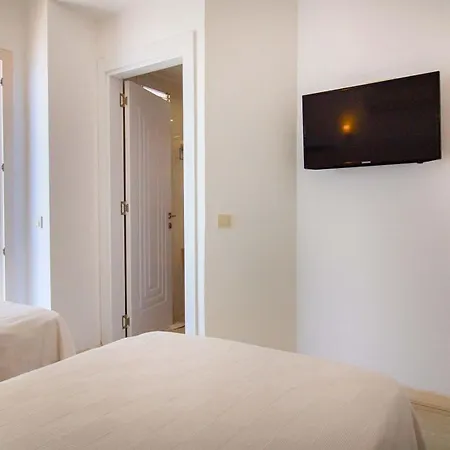 Hotel Maki 2*