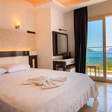 Maki Hotel 2*